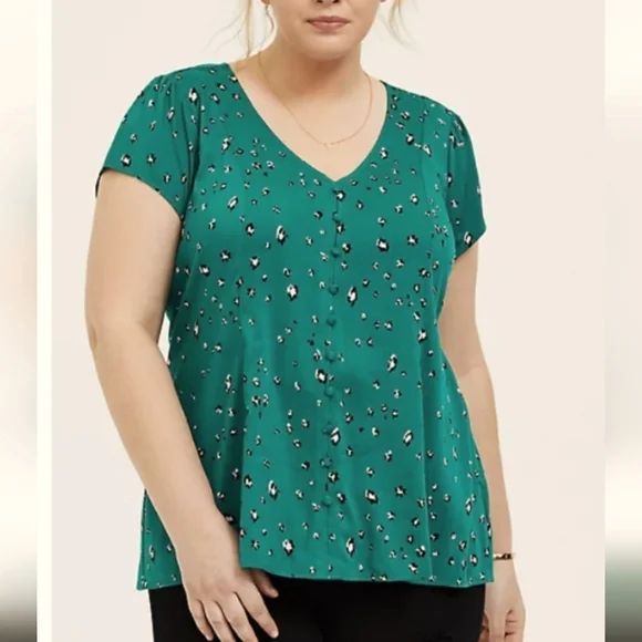 torrid | Tops | Torrid Green Cheetahleopard Print Top Size | Poshmark